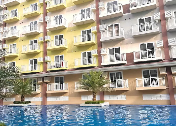 Leilighetshoteller Modern Unit Near Airport With Pool And Wifi 3*